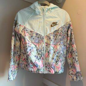 Nike Girls Wind Floral Jacket